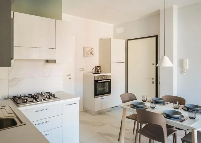 Maison Olga - Incantevole Nuovo Trilocale Vista Montagna-mare Con Parcheggio Διαμέρισμα *