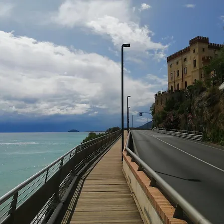 Apartament Maison Olga - Incantevole Nuovo Trilocale Vista Montagna-mare Con Parcheggio *