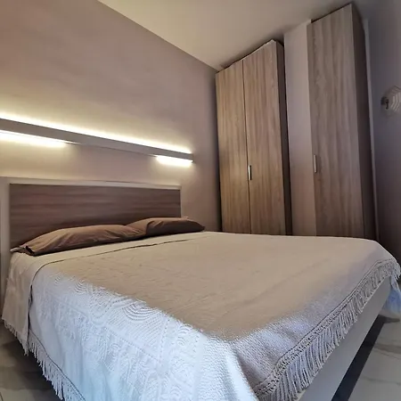 Maison Olga - Incantevole Nuovo Trilocale Vista Montagna-mare Con Parcheggio *